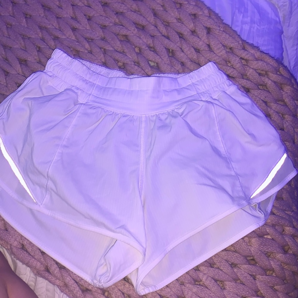 lululemon hotty hot shorts
